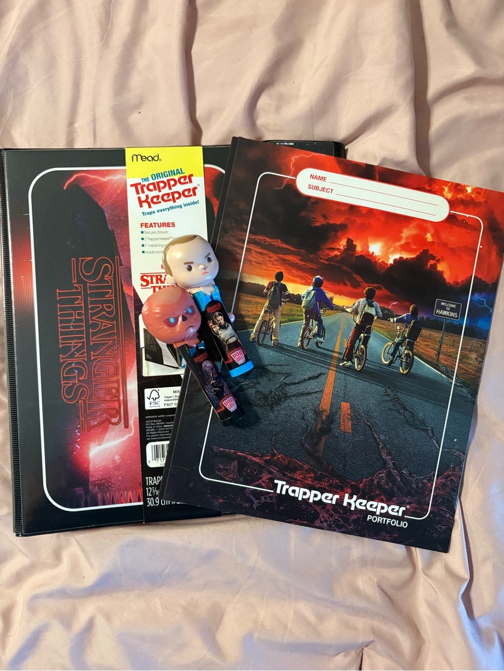 🔥 BRAND NEW Stranger Things Collectible Bundle 🔥